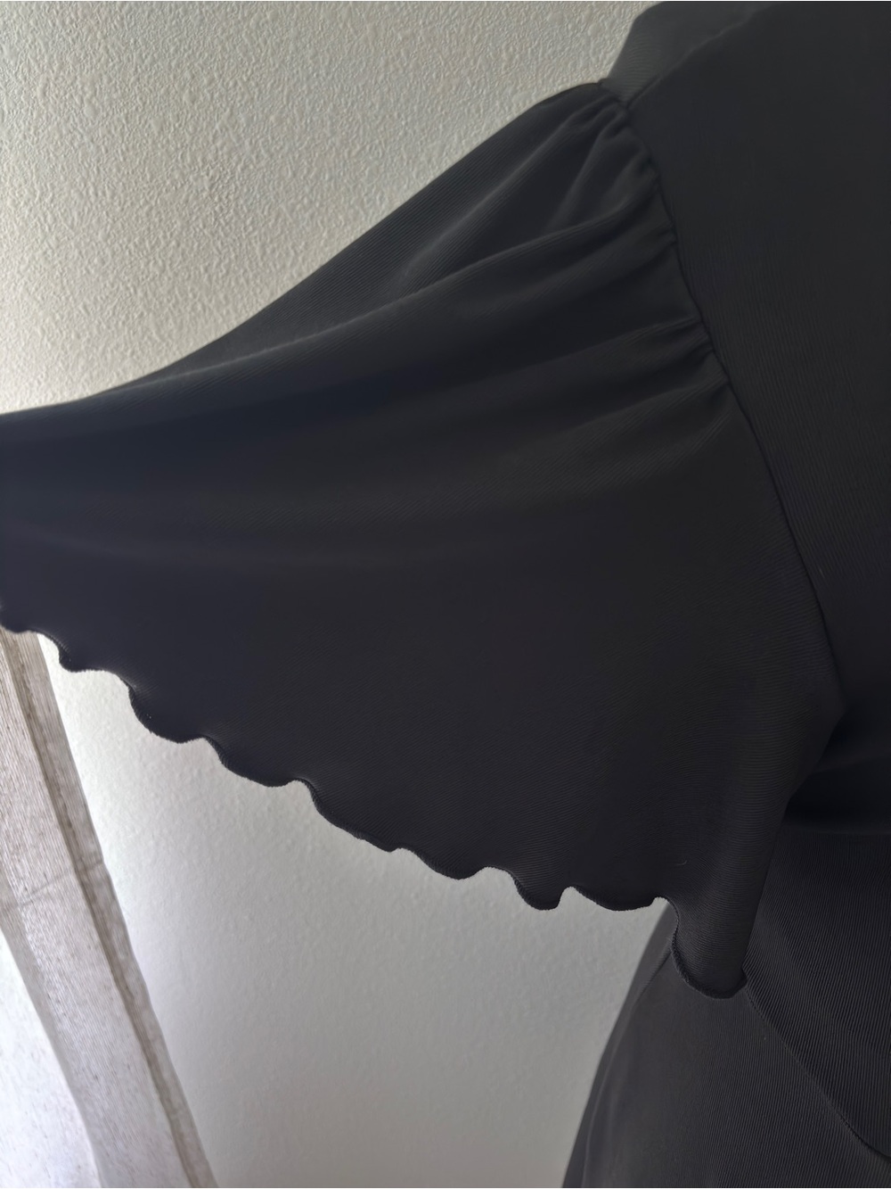 SHEIN Black Flutter Sleeve Wrap Midi Dress - Picture 4 of 5